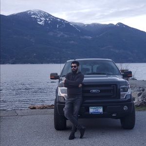 Meet your Posher, Azzam